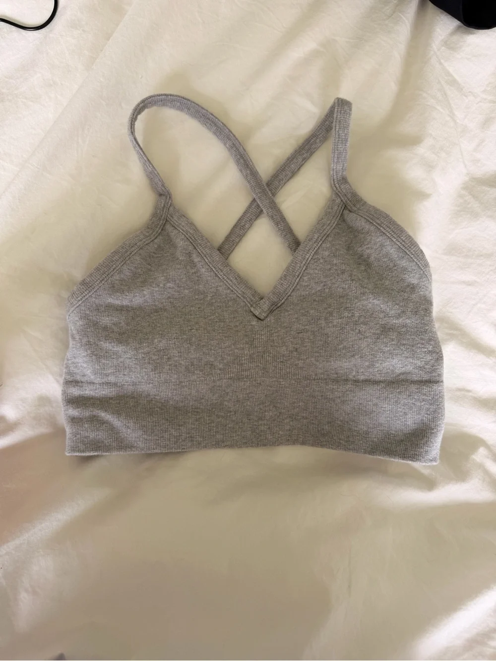 ALO Yoga Seamless Ribbed Low Back Bra - Picture 1 of 2